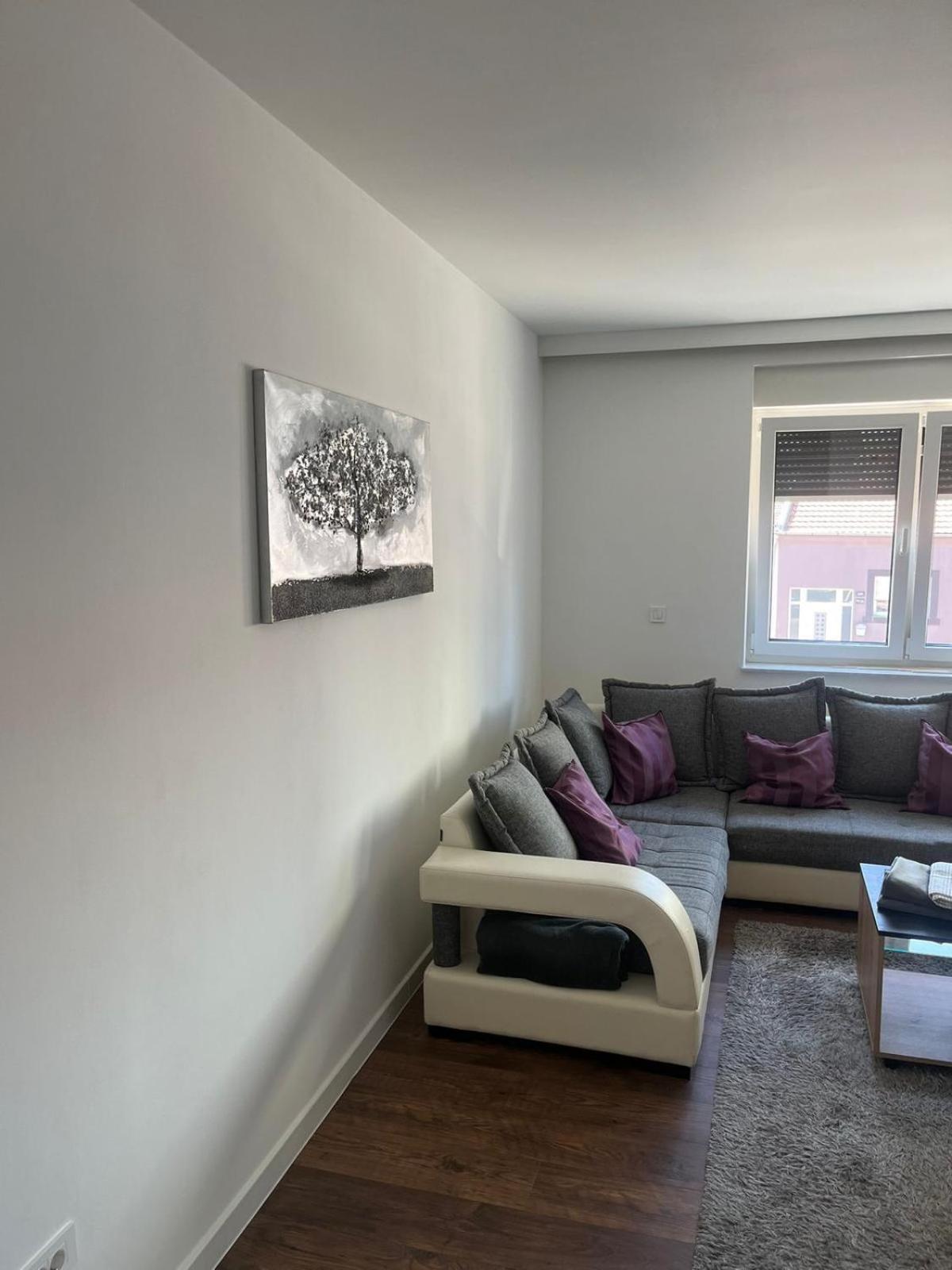 Apartman Hanna - Self Check In Osijek Exterior photo